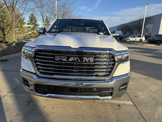 2025 RAM Ram 1500 RAM 1500 LARAMIE CREW CAB 4X4 64 BOX