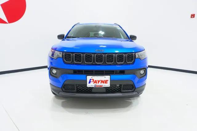 2025 Jeep Compass COMPASS LATITUDE 4X4