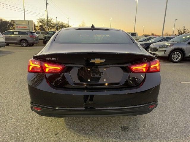 2022 Chevrolet Malibu FWD LT