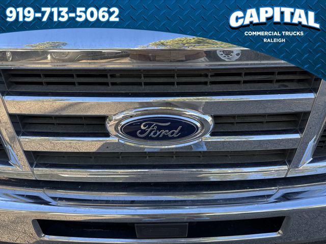 2025 Ford E-350 Cutaway 14FT BOX/SIDE DOOR