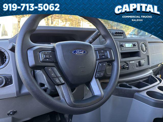 2025 Ford E-350 Cutaway 14FT BOX/SIDE DOOR