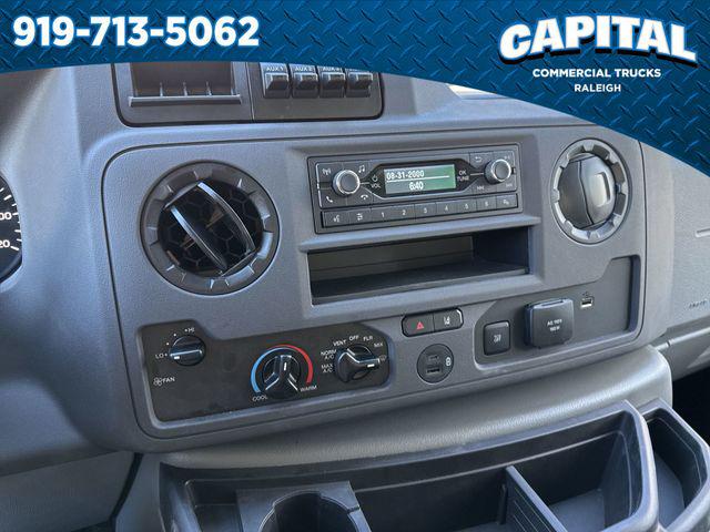 2025 Ford E-350 Cutaway 14FT BOX/SIDE DOOR