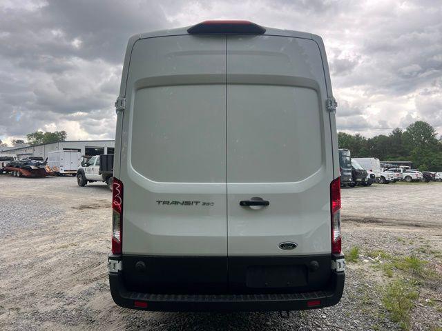 2024 Ford Transit Cargo Van Base