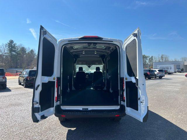 2024 Ford Transit Cargo Van Base