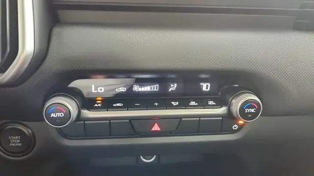 2025 Mazda CX-50 2.5 S Select Package