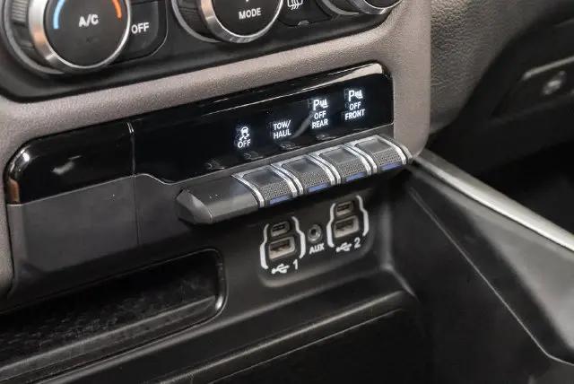 2021 Ram 1500 Big Horn Crew Cab 4x4 57 Box
