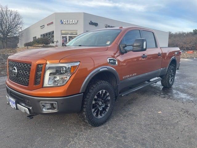 2019 Nissan TITAN XD PRO-4X Gas