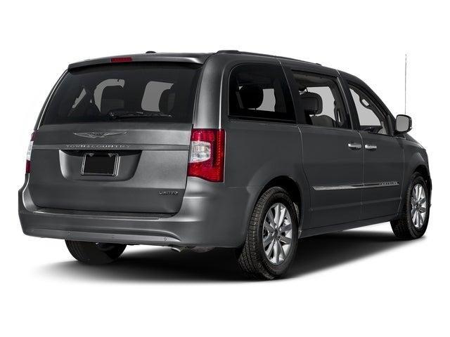 2016 Chrysler Town and Country Limited