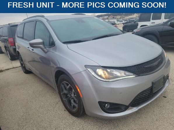 2020 Chrysler Pacifica Touring L Plus