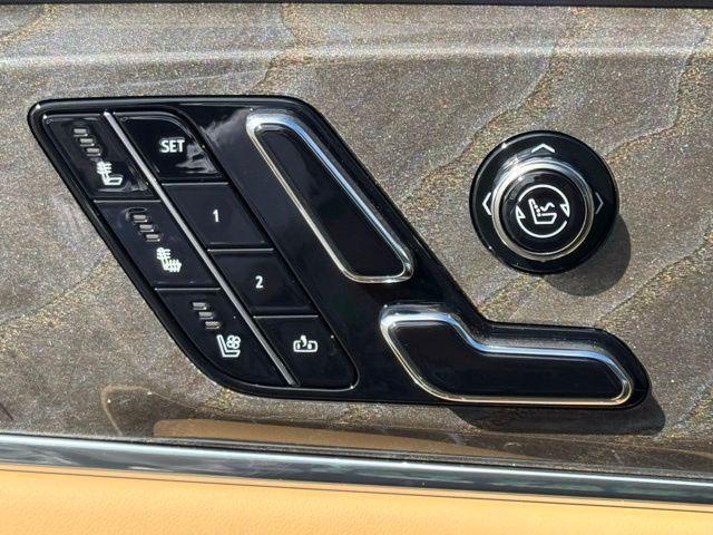 2025 Cadillac Escalade Luxury 2 AWD