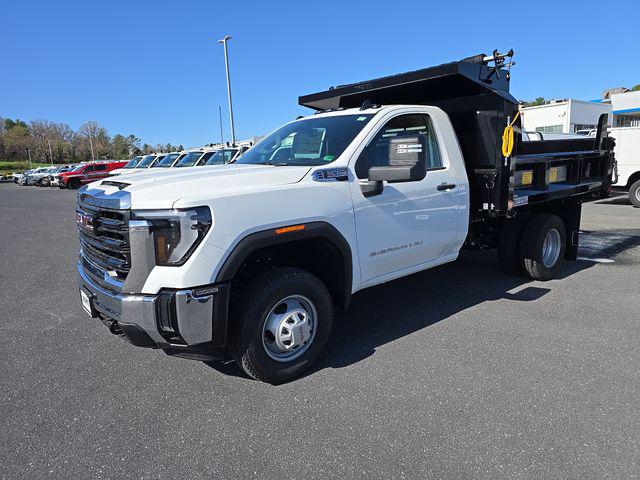2025 GMC Sierra 3500HD Pro