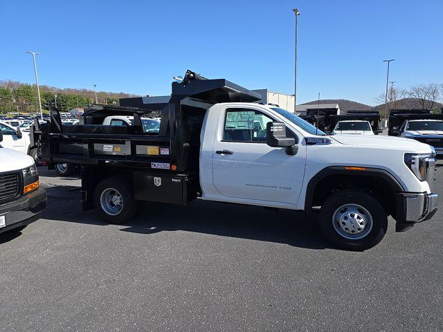 2025 GMC Sierra 3500HD Pro
