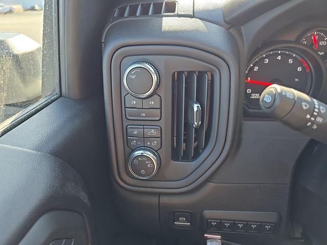 2025 GMC Sierra 3500HD Pro