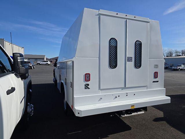 2025 GMC Sierra 3500HD Pro
