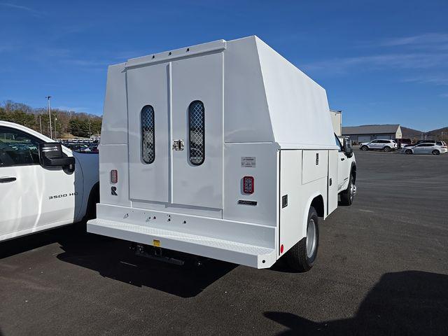 2025 GMC Sierra 3500HD Pro
