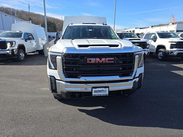 2025 GMC Sierra 3500HD Pro
