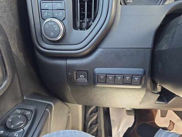 2025 GMC Sierra 3500HD Pro