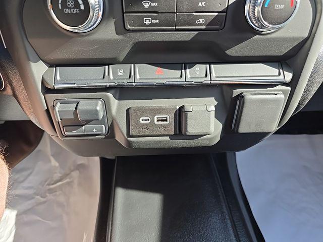 2025 GMC Sierra 3500HD Pro