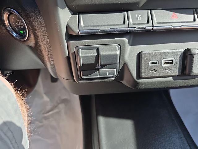 2025 GMC Sierra 3500HD Pro