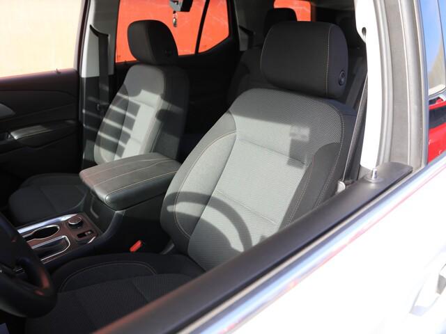 2020 Chevrolet Traverse FWD LS