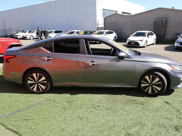 2022 Nissan Altima SV FWD
