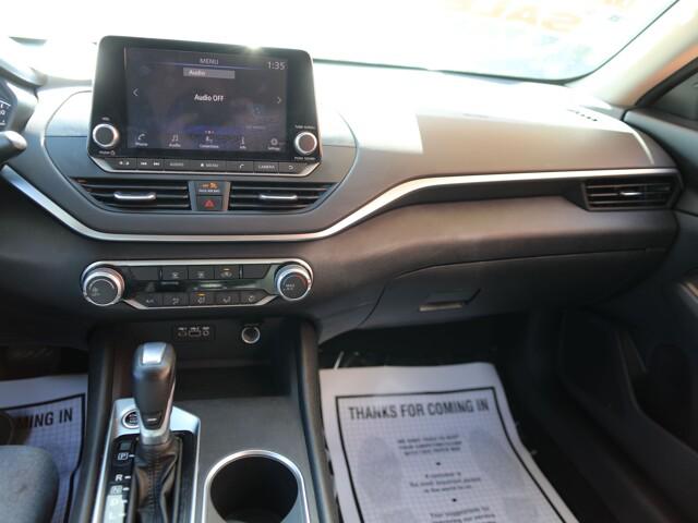 2022 Nissan Altima SV FWD