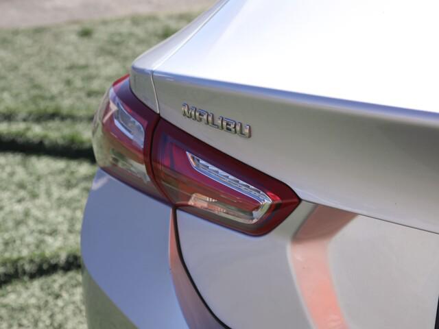 2022 Chevrolet Malibu FWD LT
