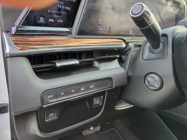 2023 Cadillac Escalade 4WD Premium Luxury
