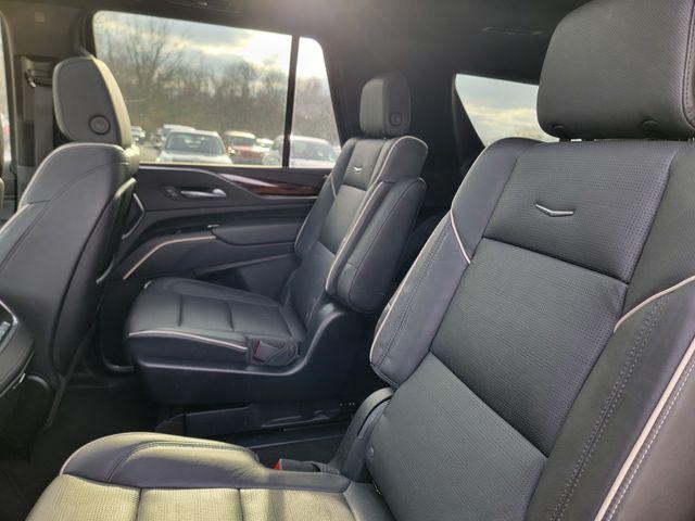 2023 Cadillac Escalade 4WD Premium Luxury