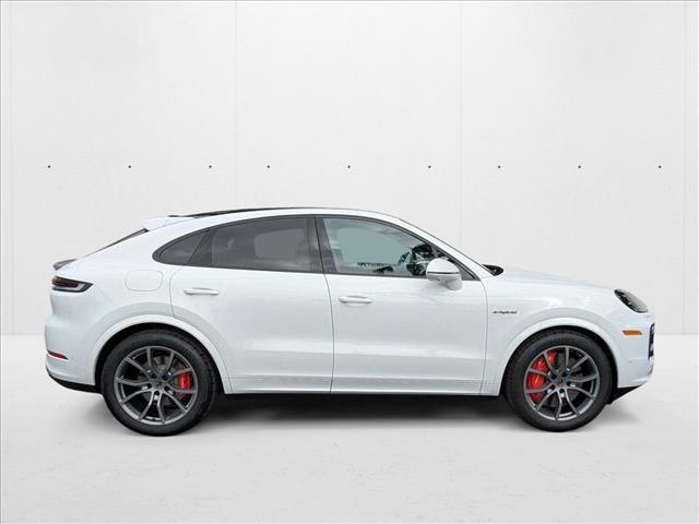 2025 Porsche Cayenne Turbo E-Hybrid