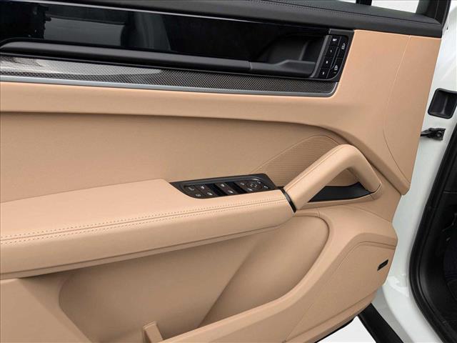 2025 Porsche Cayenne Turbo E-Hybrid
