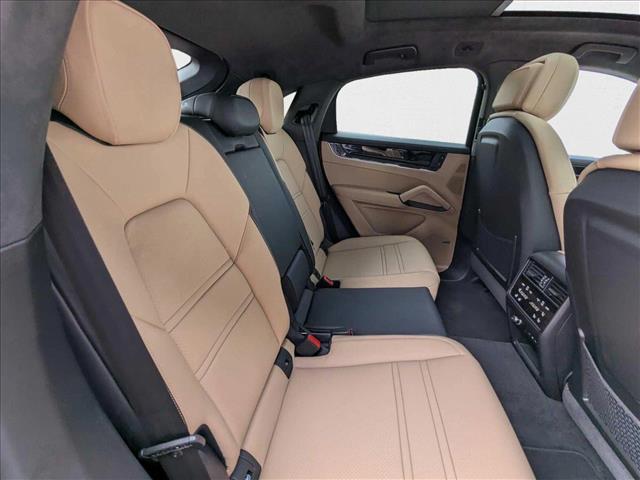 2025 Porsche Cayenne Turbo E-Hybrid