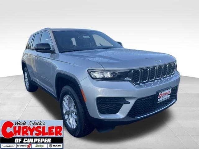 2025 Jeep Grand Cherokee GRAND CHEROKEE LAREDO X 4X4