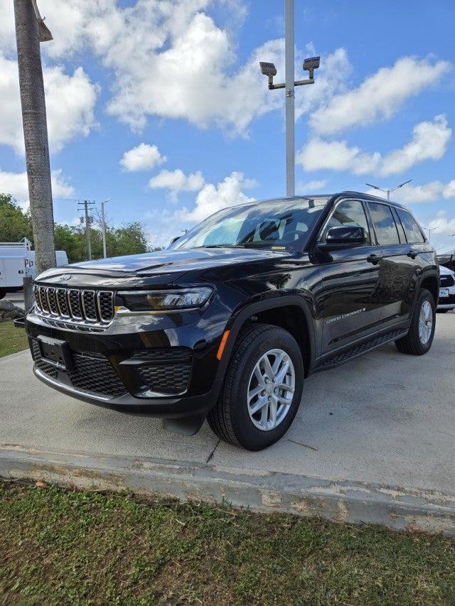 2025 Jeep Grand Cherokee GRAND CHEROKEE LAREDO X 4X4