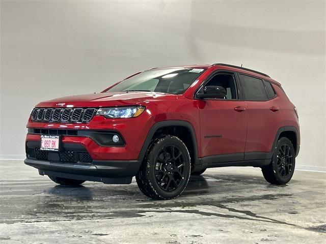 2025 Jeep Compass COMPASS LATITUDE 4X4