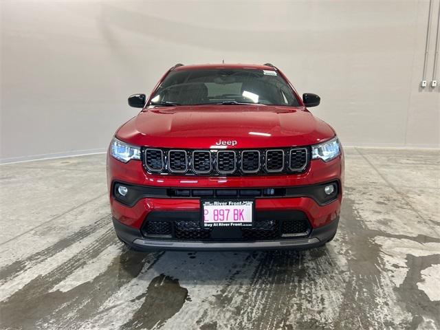 2025 Jeep Compass COMPASS LATITUDE 4X4