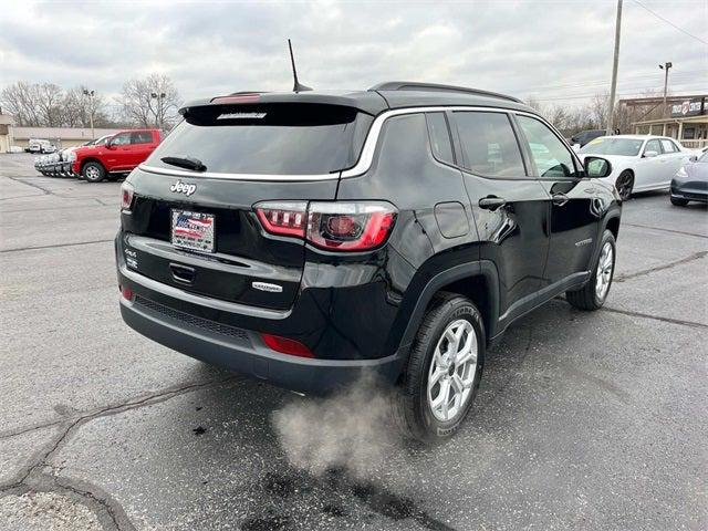 2025 Jeep Compass COMPASS LATITUDE 4X4