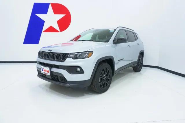 2025 Jeep Compass COMPASS LATITUDE 4X4