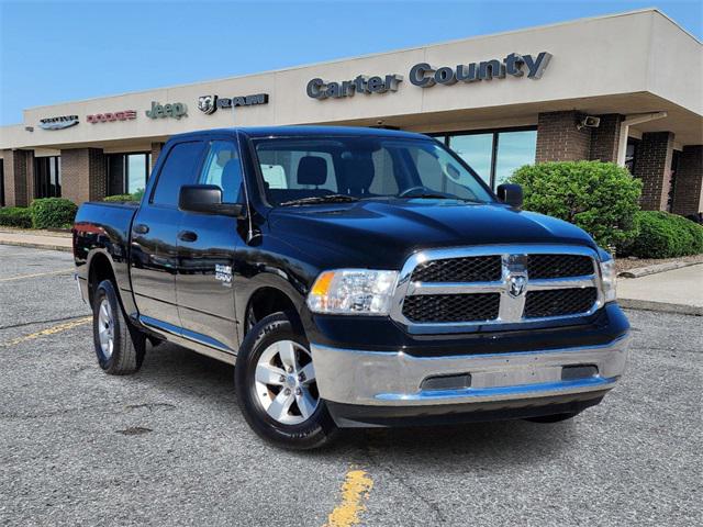 2022 RAM 1500 Classic SLT Crew Cab 4x4 57 Box