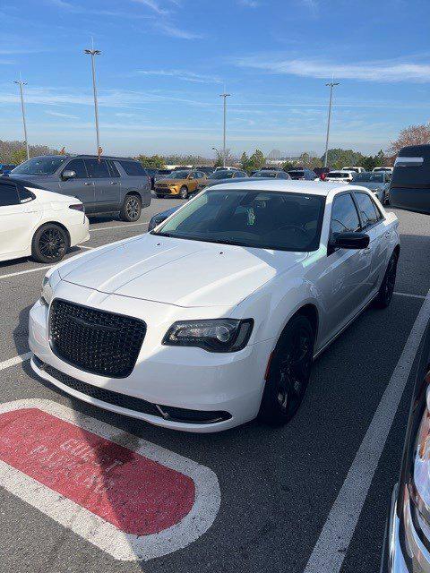 2022 Chrysler 300 Touring