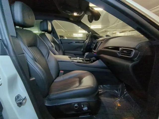 2022 Maserati Levante Modena