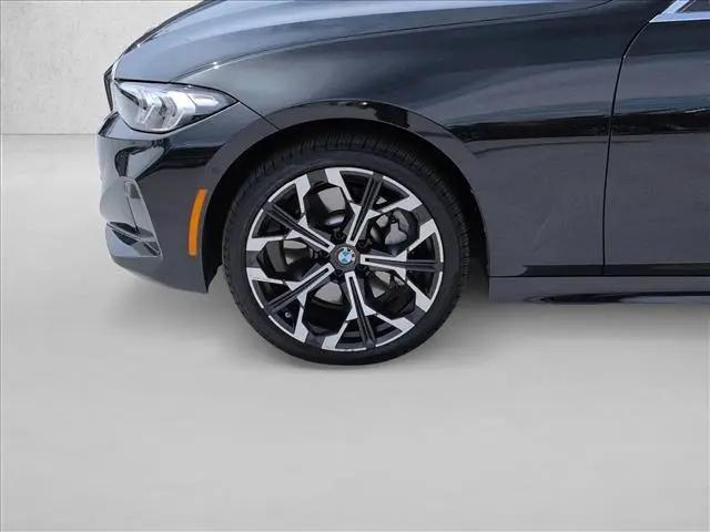 2025 BMW 3 Series 330i xDrive Sedan