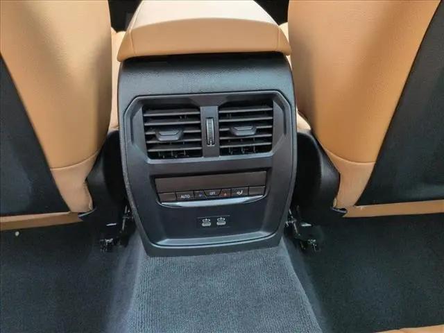 2025 BMW 3 Series 330i Sedan