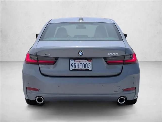 2025 BMW 3 Series 330i xDrive Sedan