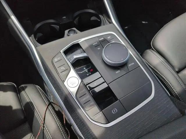 2025 BMW 3 Series 330i xDrive Sedan