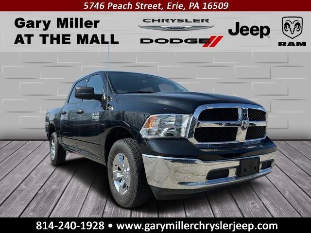 2022 RAM 1500 Classic SLT Crew Cab 4x4 57 Box