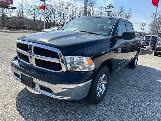 2022 RAM 1500 Classic SLT Crew Cab 4x4 57 Box