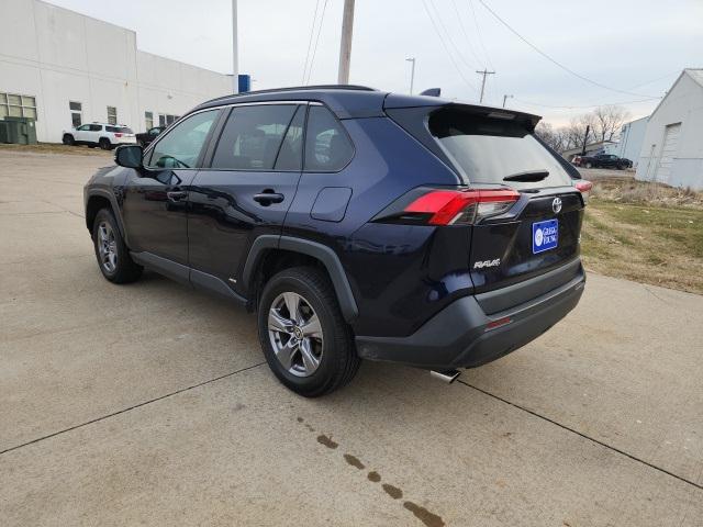 2022 Toyota RAV4 Hybrid XLE