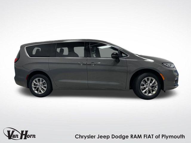 2025 Chrysler Pacifica PACIFICA SELECT AWD