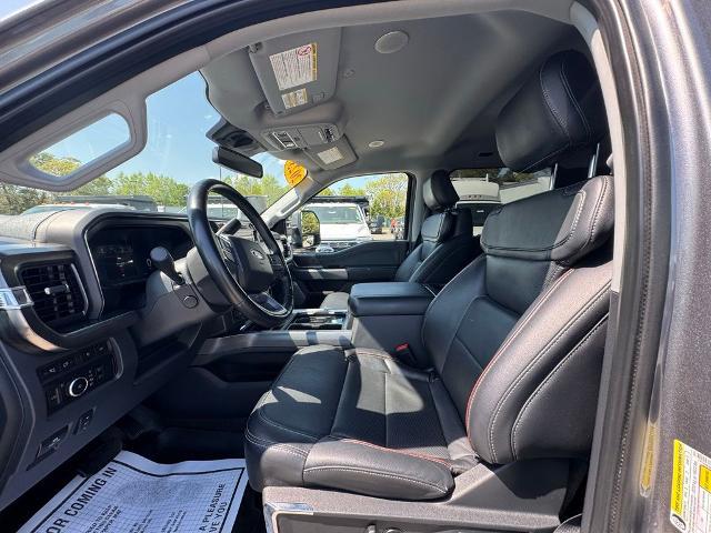 2023 Ford F-450 LARIAT